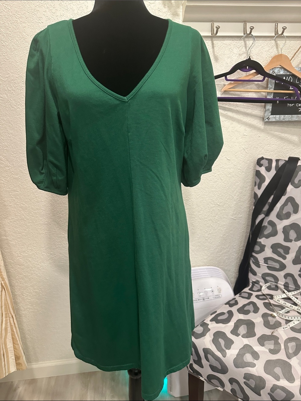 Velvet by Anthropologie Emerald Green V-Neck Puff Sleeve Dress
